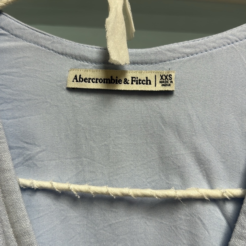 Crop top - Picture 2 of 2